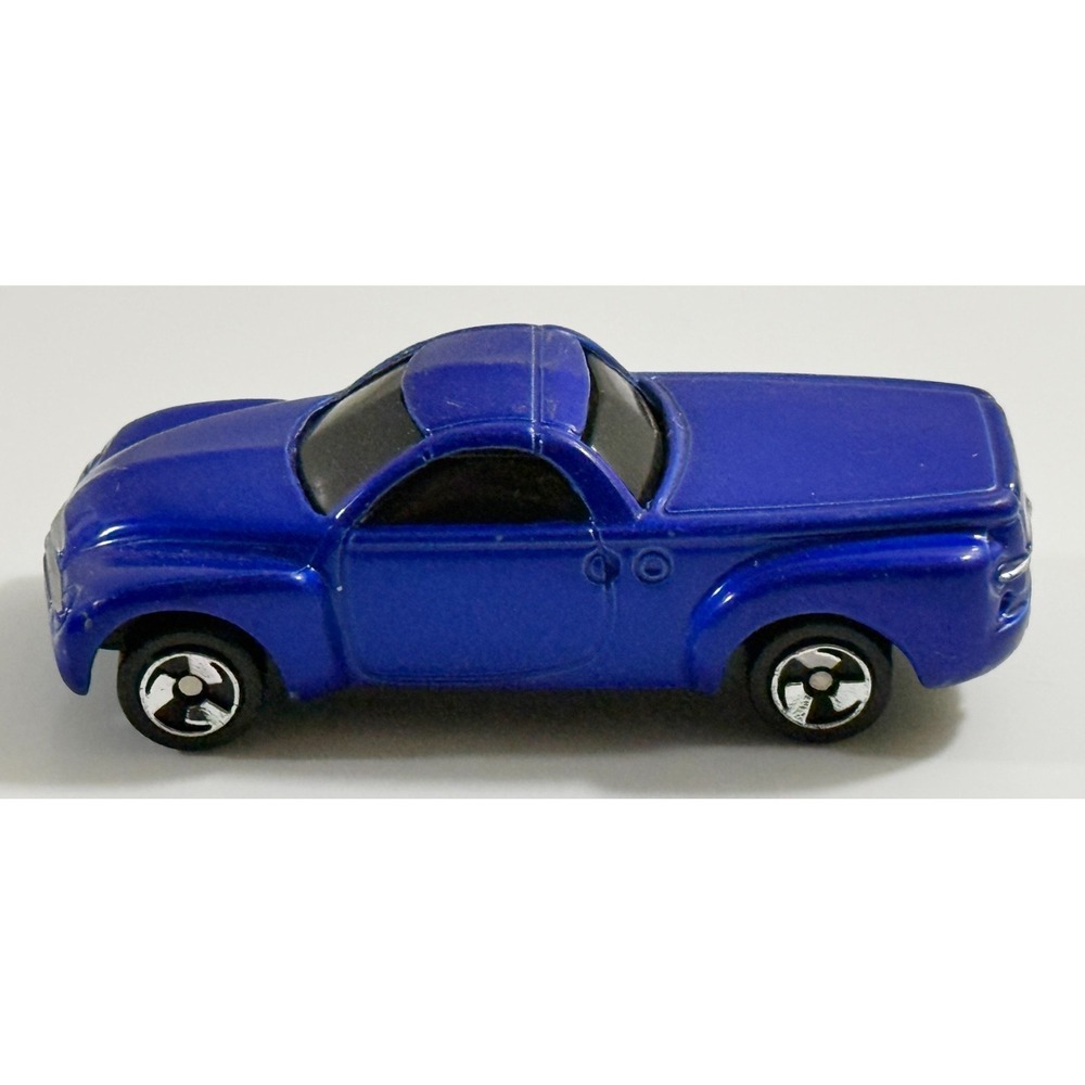 Maisto 2000 Chevrolet‎ SSR Concept Blue Die-Cast China